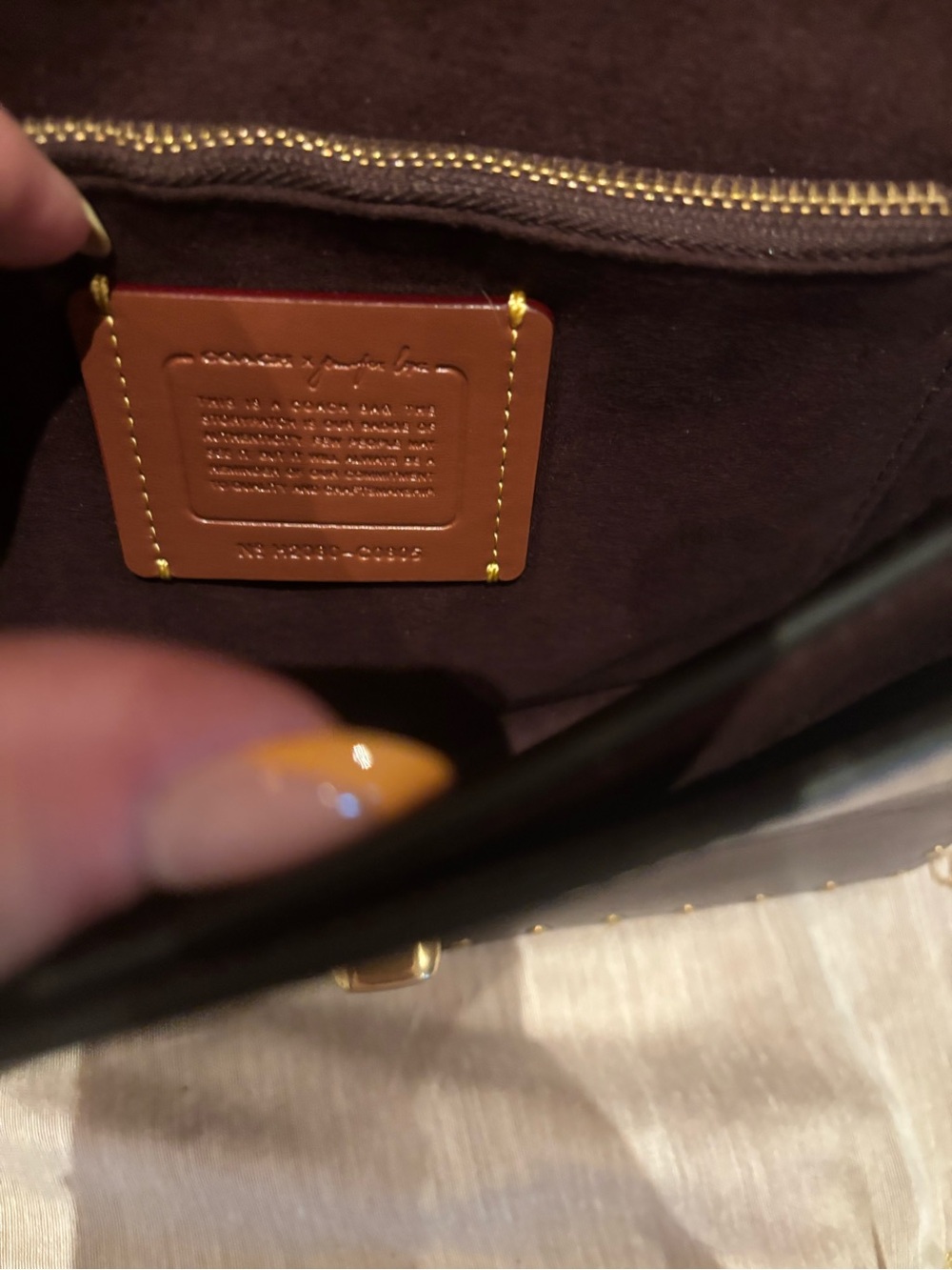 Coach Special Edition JLo + Hutton Turnlock Crossbody with Gold Hardware 2020 - Picture 14 of 15